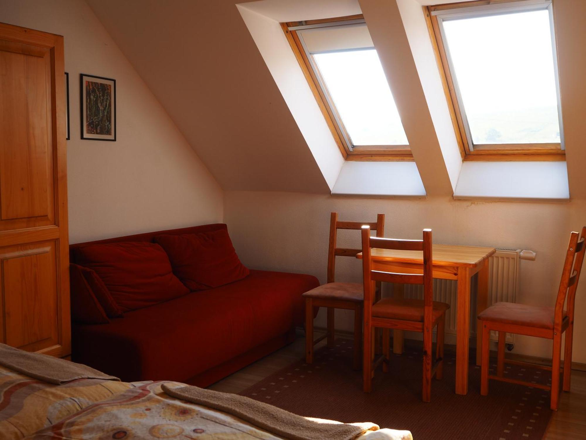 Privat Alenka Hotel Lipótszentmiklós Kültér fotó