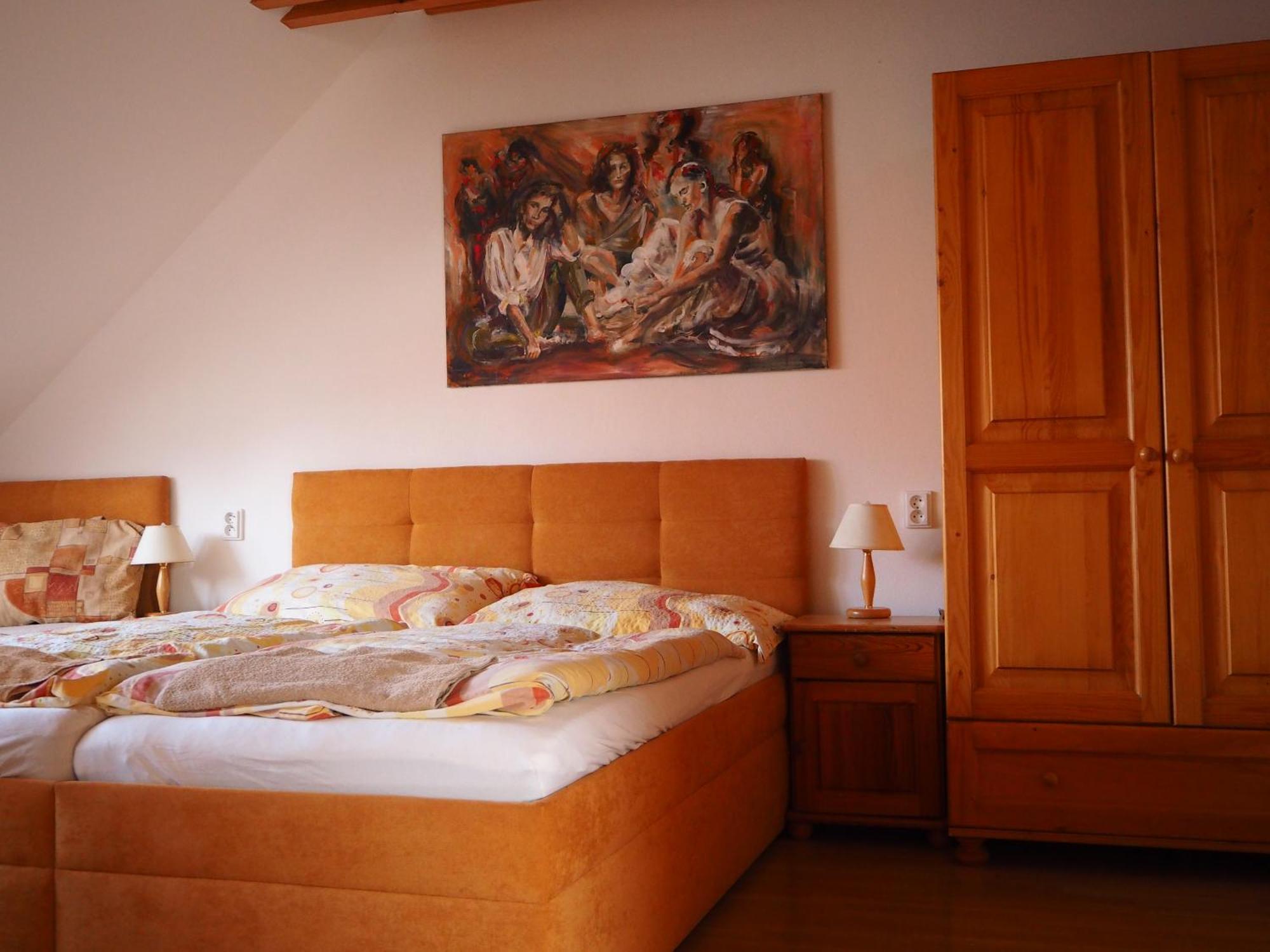 Privat Alenka Hotel Lipótszentmiklós Kültér fotó